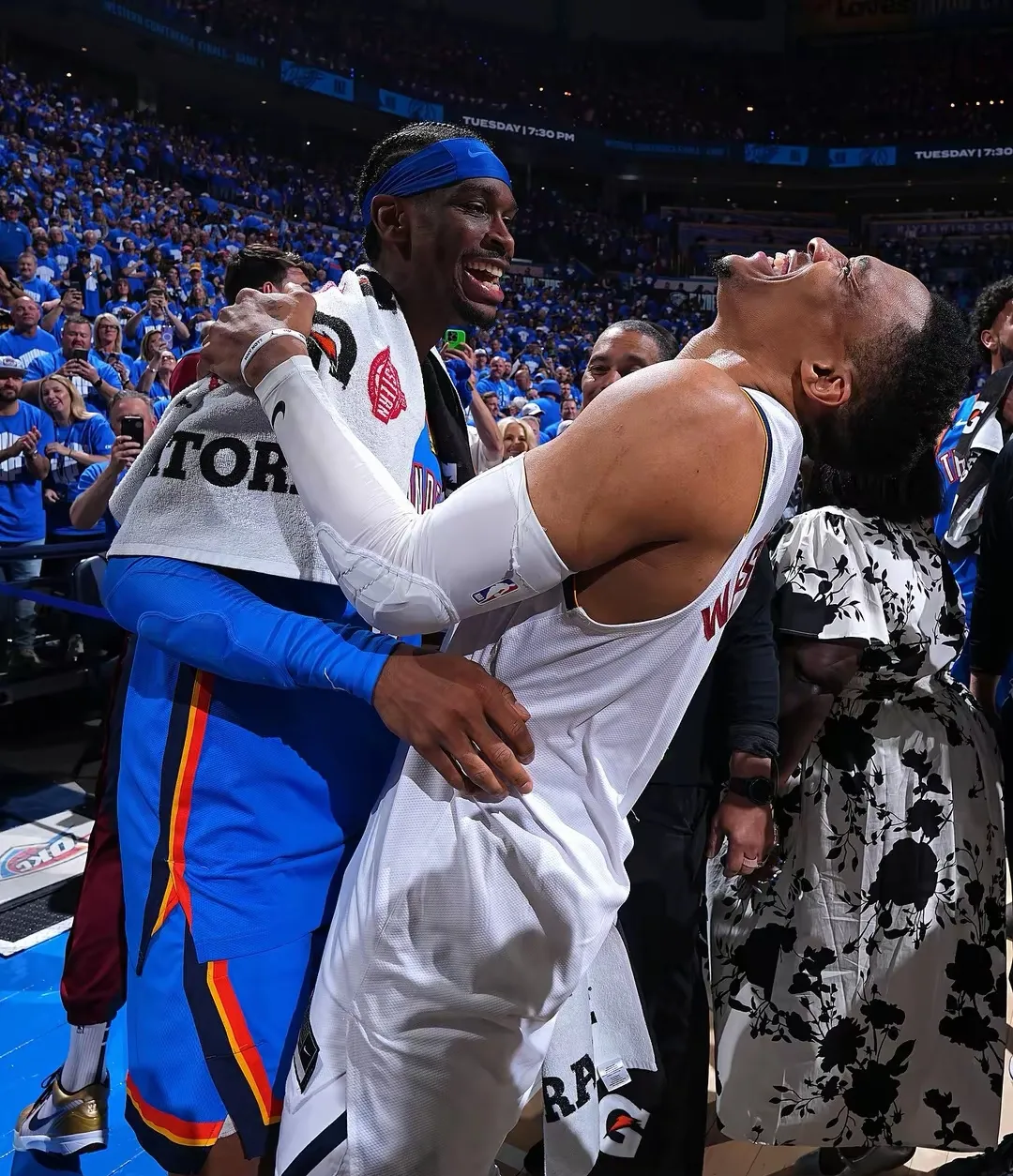 俄克拉荷马雷霆迎欧篮联关键赛,国际比赛日主帅复盘,球迷炸锅,更衣室氛围转暖的简单介绍 俄克拉荷马雷霆迎欧篮联关键赛,国际比赛日主帅复盘,球迷炸锅,更衣室氛围转暖的简单介绍