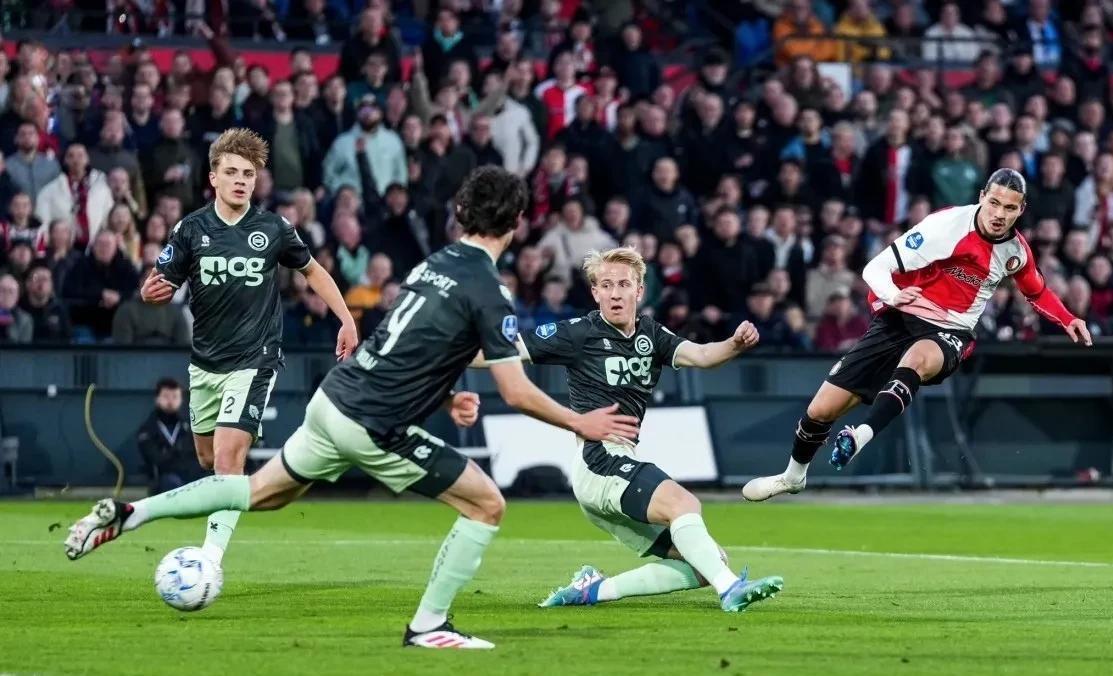 荷甲赛程吃紧，埃因霍温今晨内部沟通，气氛紧张，数据趋势出现新变化的简单介绍