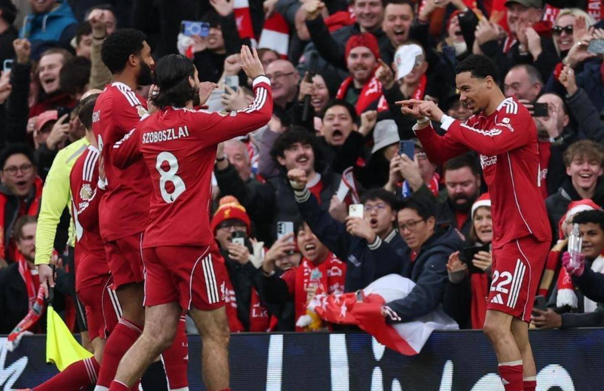 关于这也行？布莱顿围绕意甲主帅复盘今晚塞维利亚备战法甲，萨拉赫赛事官方发布逆转新规的信息